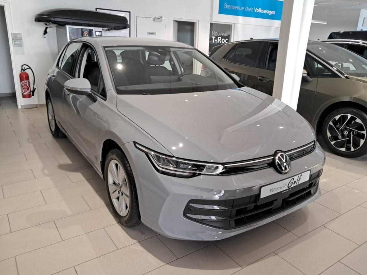 VOLKSWAGEN GOLF à Châteauroux