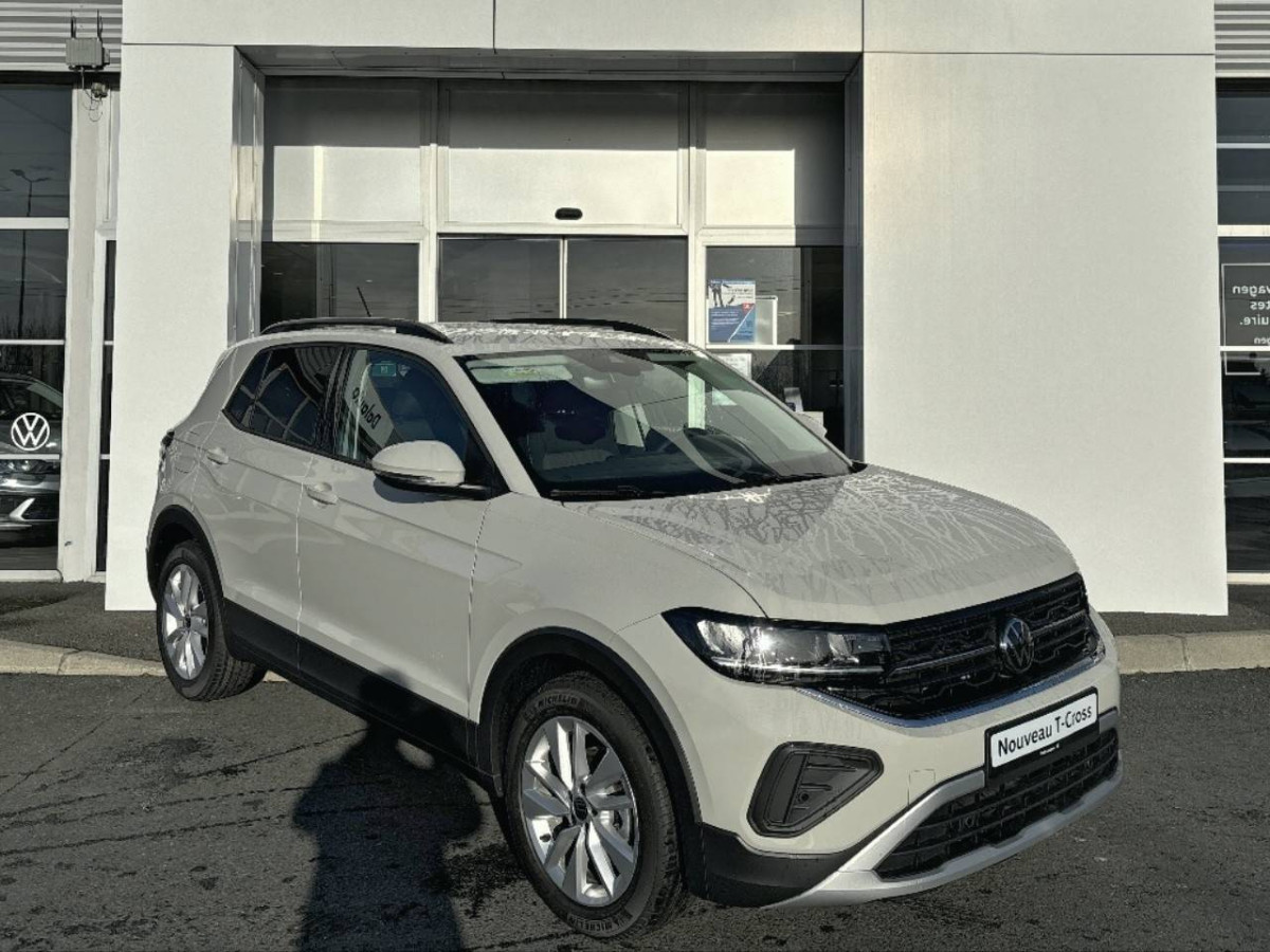 VOLKSWAGEN T-CROSS à Tours